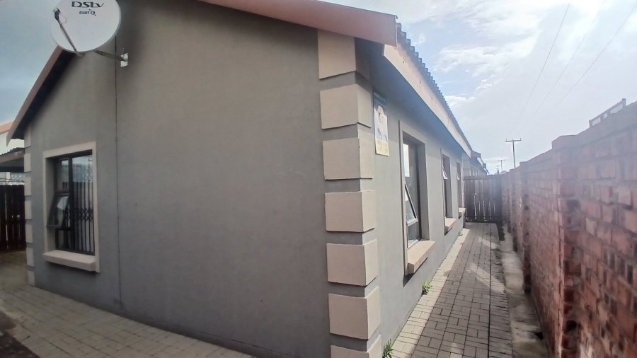 3 Bedroom Property for Sale in Mandela View Free State